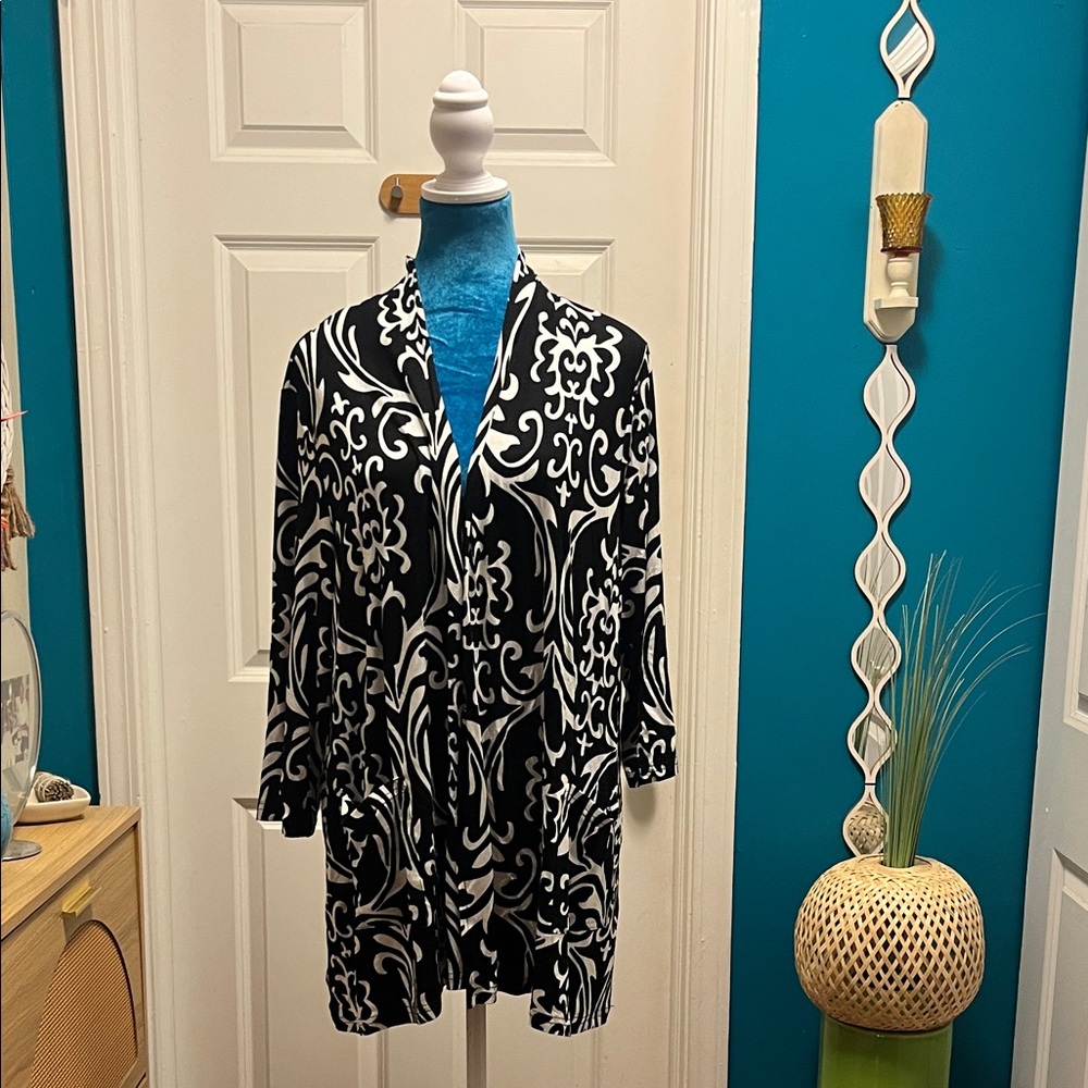 Black and White Patterned Cardigan